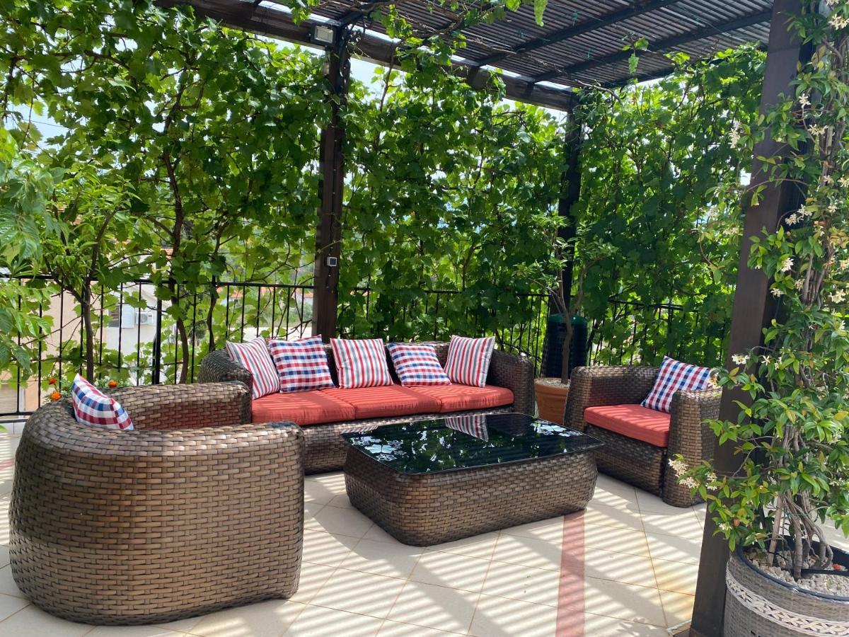 Apartments Villa Viktoria Тиват Екстер'єр фото