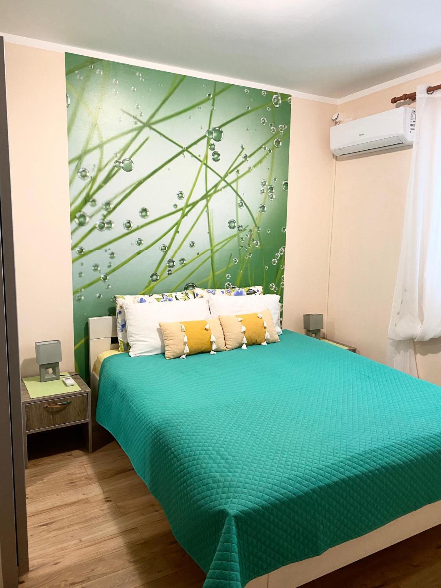 Apartments Villa Viktoria Тиват Екстер'єр фото