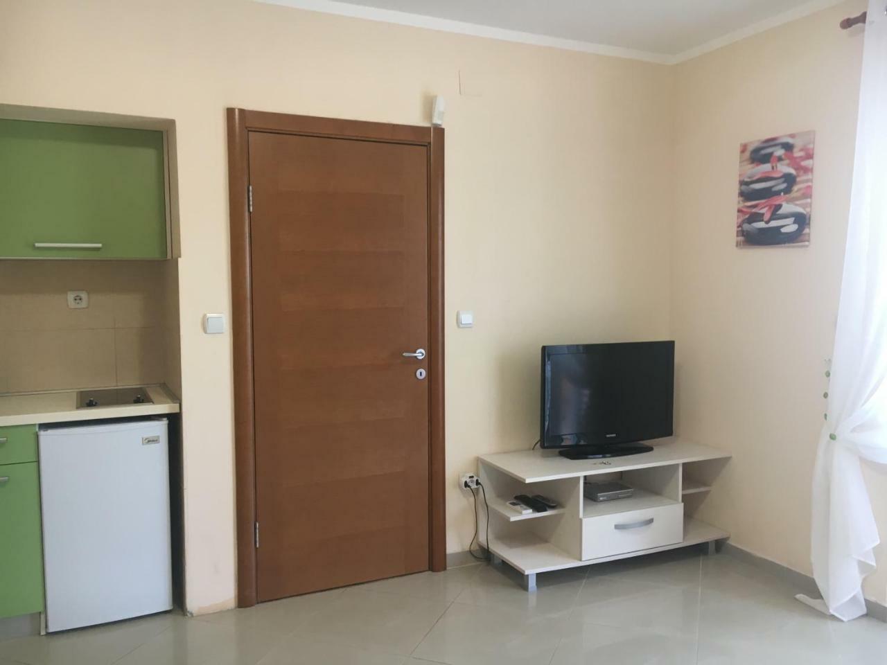 Apartments Villa Viktoria Тиват Екстер'єр фото
